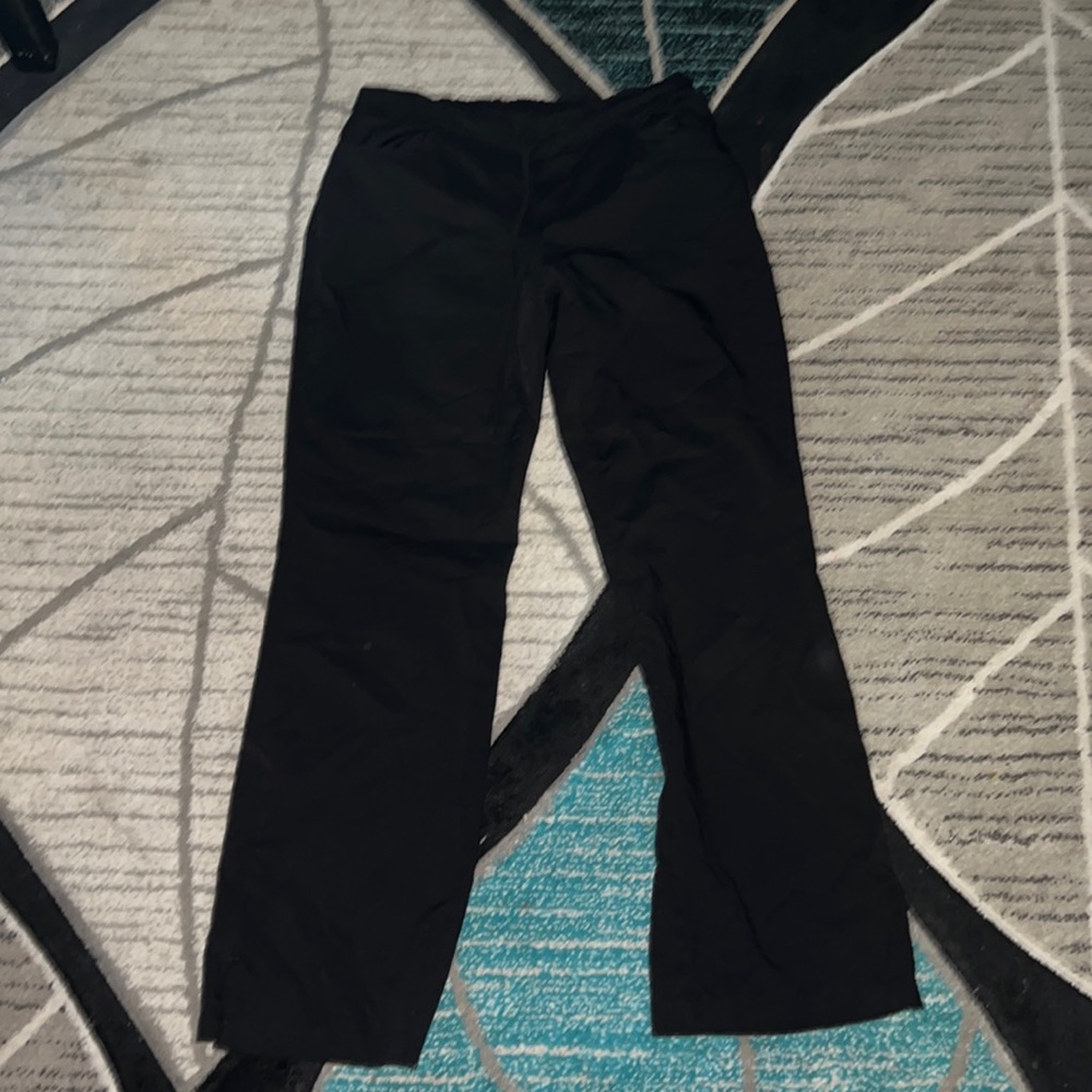 Black 🖤 scrubology scrub pants